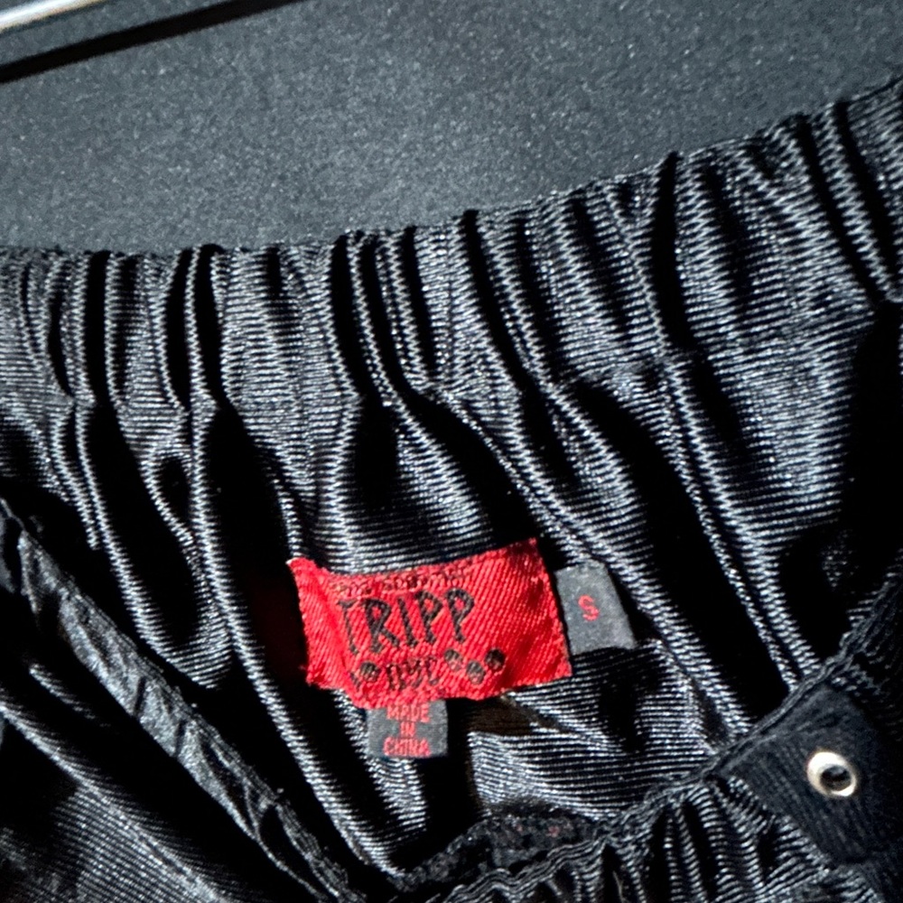 Y2K Goth Tripp NYC Plaid Layered Tutu Mini Skirt with Chain EUC - Picture 4 of 7